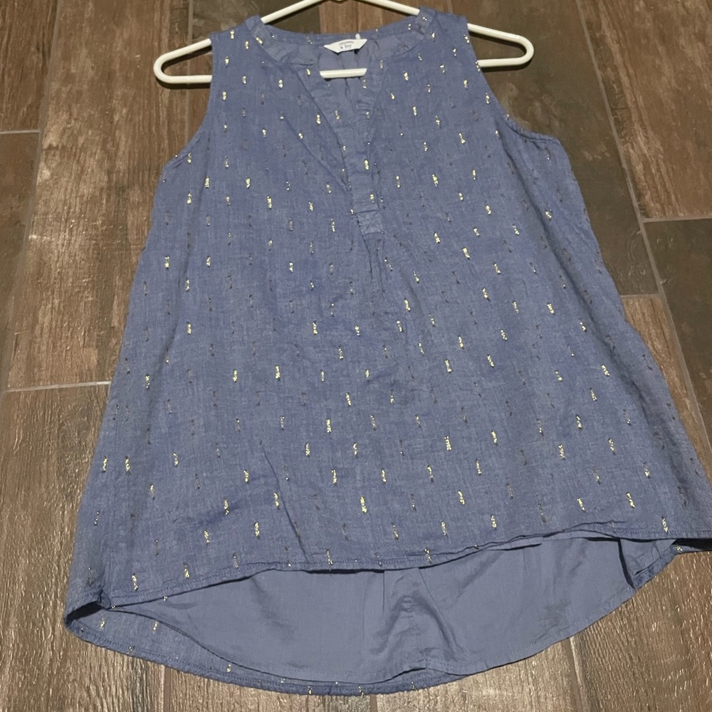 Crown & Ivy tank